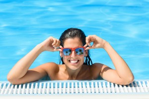 how to save hair from chlorine damage