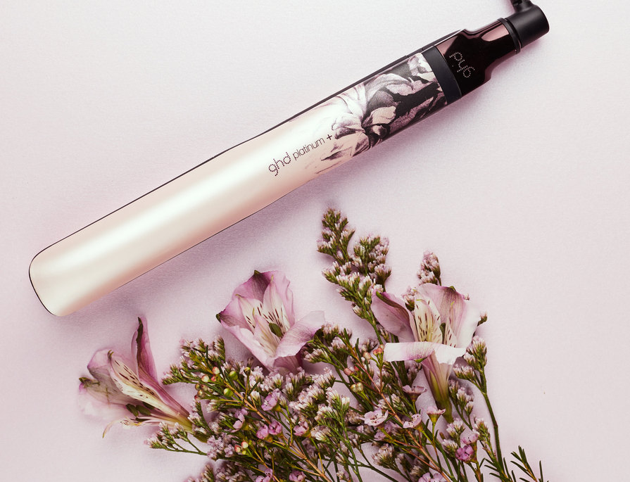 GHD ink on pink collection: Platinum+ styler